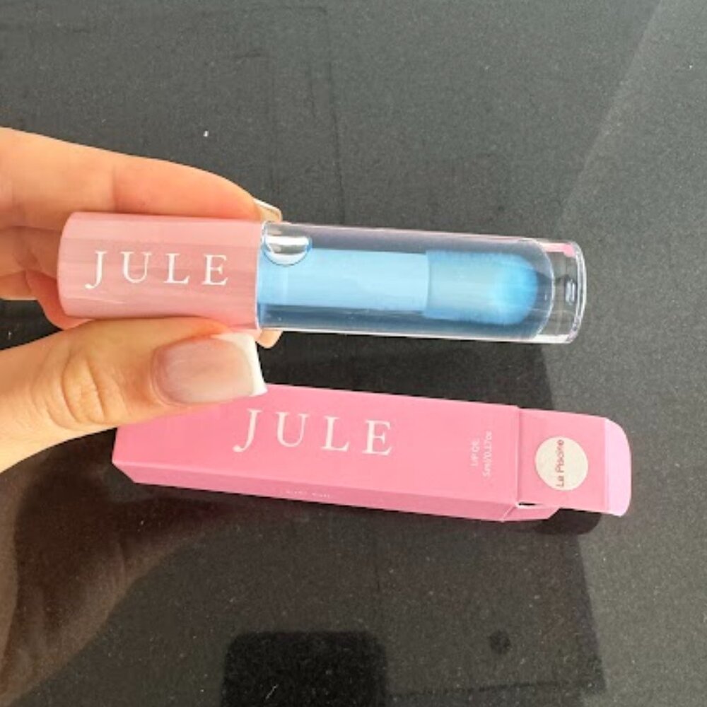 Jule - La Piscine Lip Oil